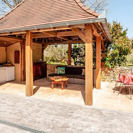 3 Bedroom Awesome Home In Frayssinet-Le-Gelat Hébergement de vacances Frayssinet-le-Gélat