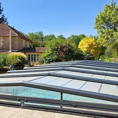 Hébergement de vacances 3 Bedroom Awesome Home In Frayssinet-Le-Gelat *